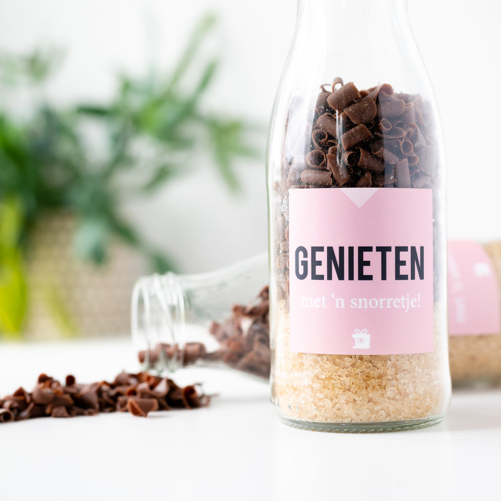 Eat your present Genieten met een snorretje - chocolademelk in flesje - per 12