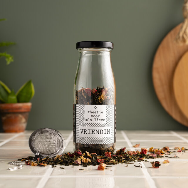 Theetje voor m'n lieve vriendin - thee in fles met kaart en thee ei - per  6
