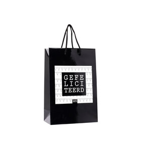 Giftbag klein - GEFELICITEERD - zwart - mt 24 x 12 x 36 per 12