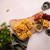 Bakken & Borrelen | focacciabrood - fles - per 6