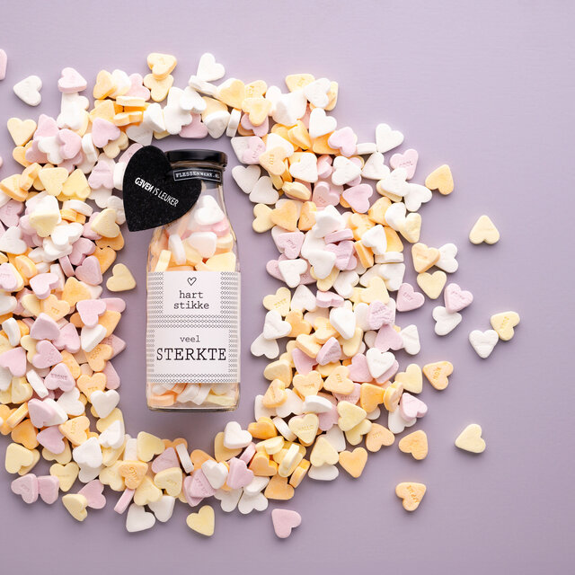 Hartstikke blijf met jou  snoepjes - Fles met vilt hartje - per 6