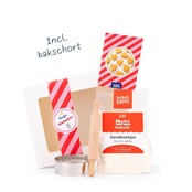 Luxe bakpakket koekjes - met schort, deegroller en bakvorm - per 6