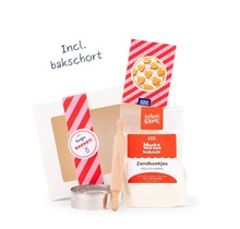 Luxe bakpakket koekjes - met schort, deegroller en bakvorm - per 6
