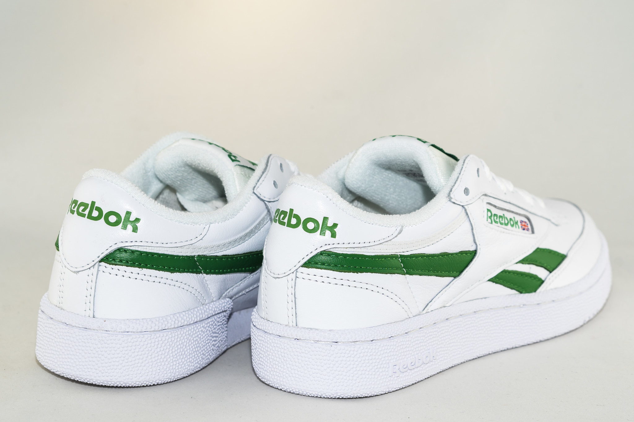 REEBOK REVENGE PLUS MU White/ Glegrn/ None - Shoe Class