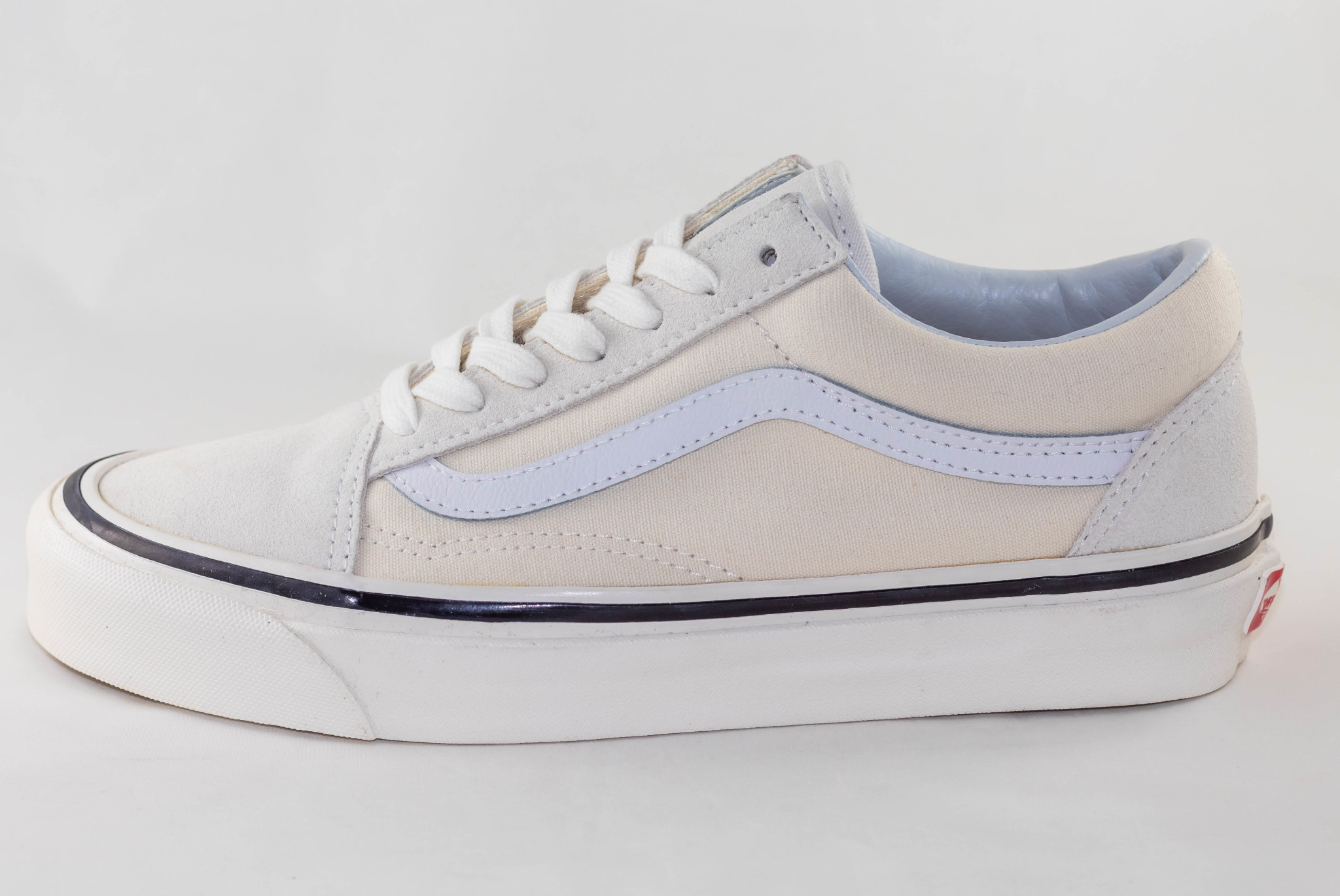 vans anaheim old skool 36 dx white