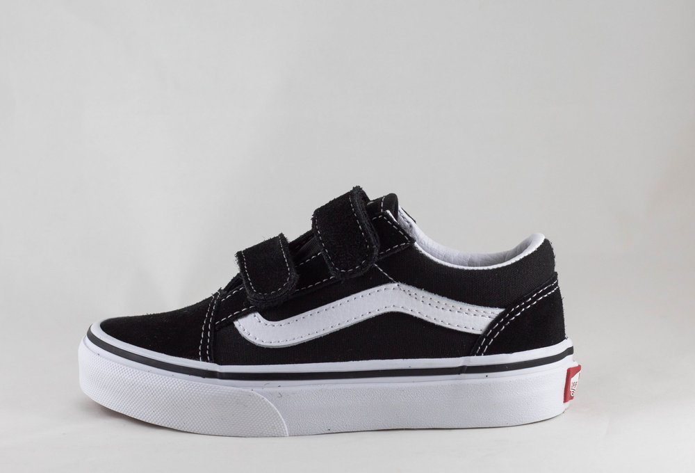 old skool v pro black white
