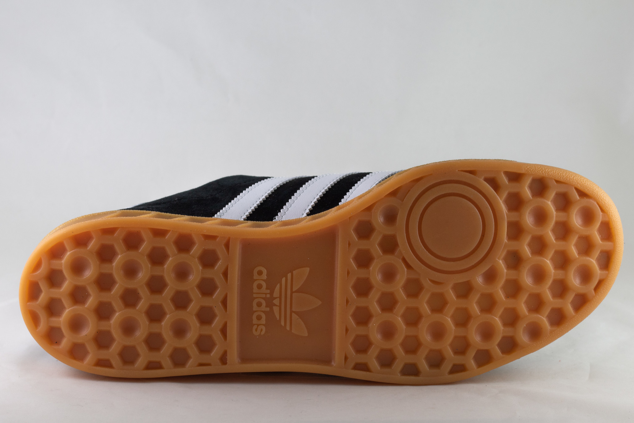 ADIDAS HAMBURG Cblack/ Ftwwht/ Gum - Shoe Class