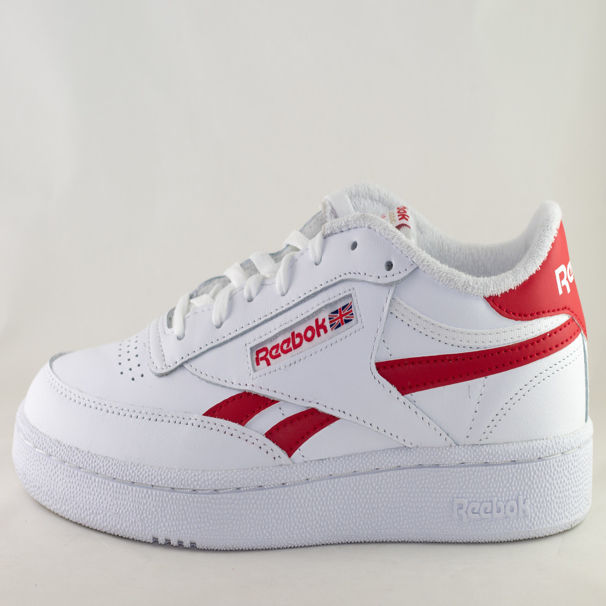 REEBOK REVENGE PLUS MU White/ Vecred/ Ftwwht - Shoe Class