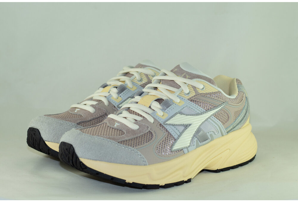 DIADORA MYTHOS STAR M2 STONE Sky Blue Storm