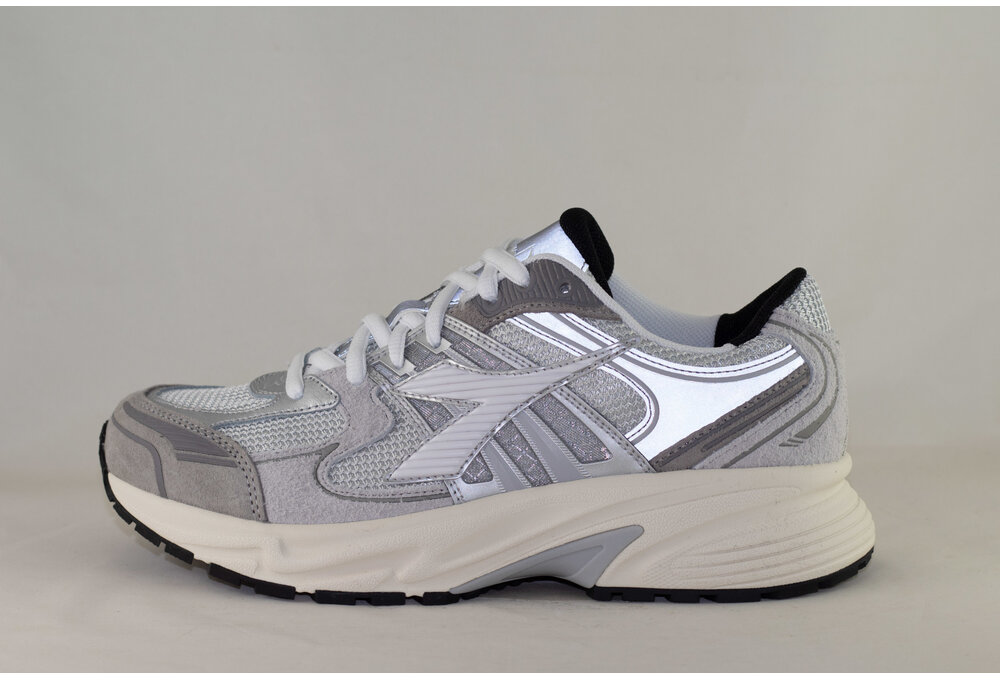 DIADORA MYTHOS STAR Grey Alaska