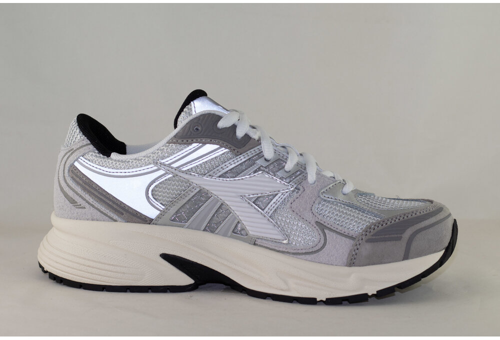 DIADORA MYTHOS STAR Grey Alaska