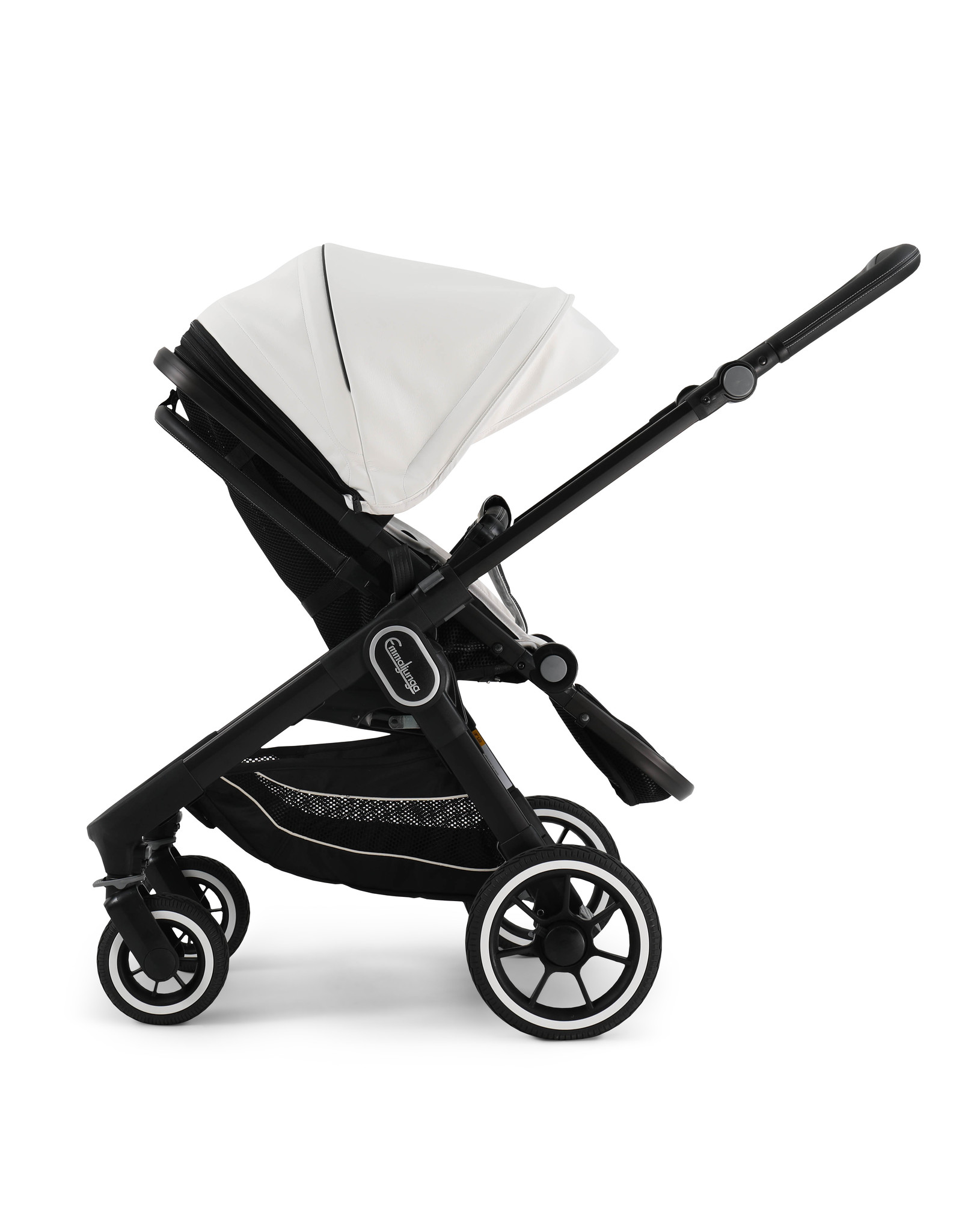 Emmaljunga Emmaljunga NXT60- White Leatherette