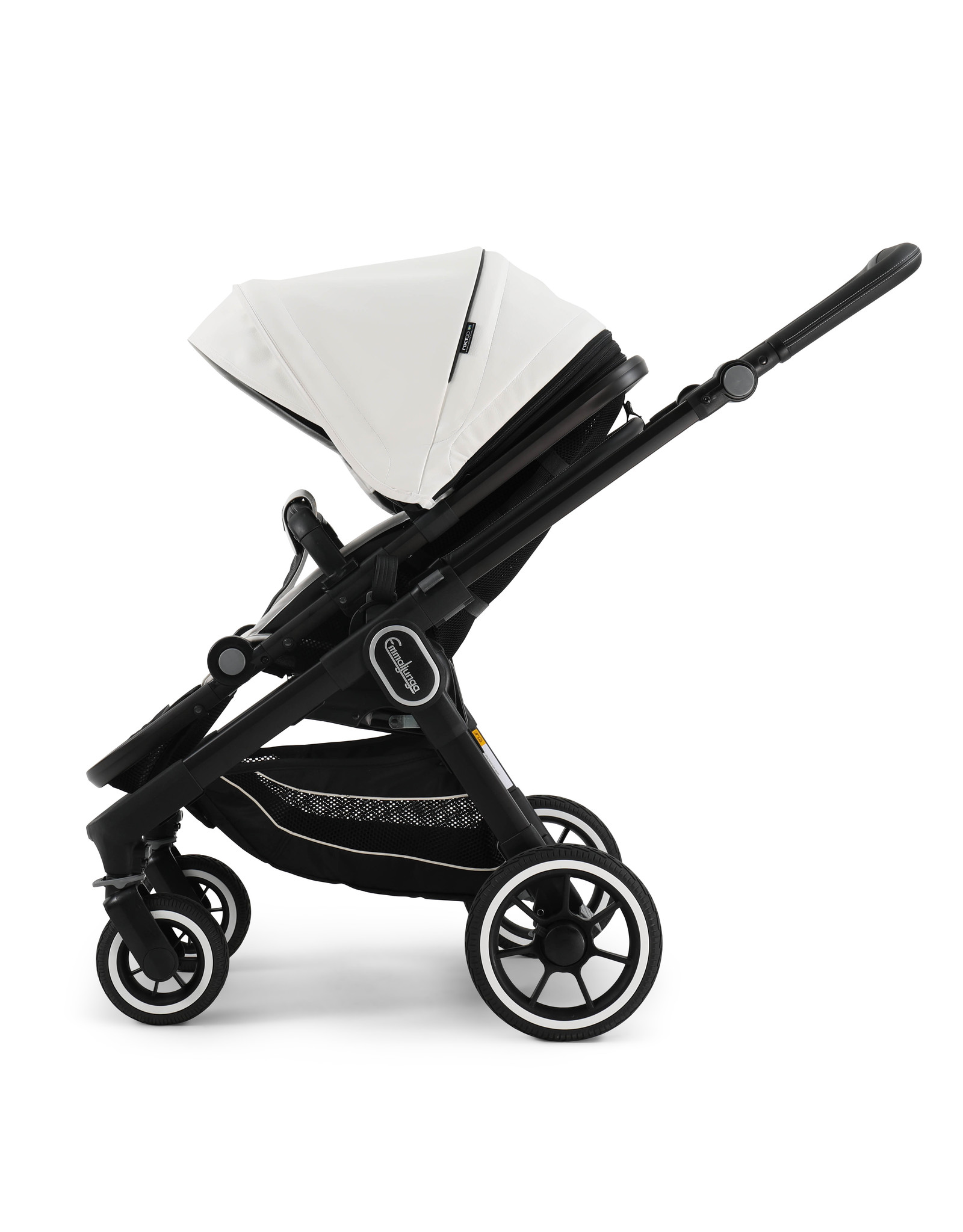 Emmaljunga Emmaljunga NXT60- White Leatherette