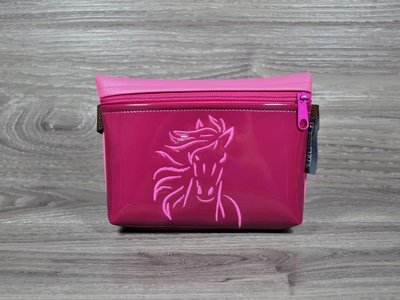 Edelzosse Bauchtasche Lack Beere Pferd bestickt