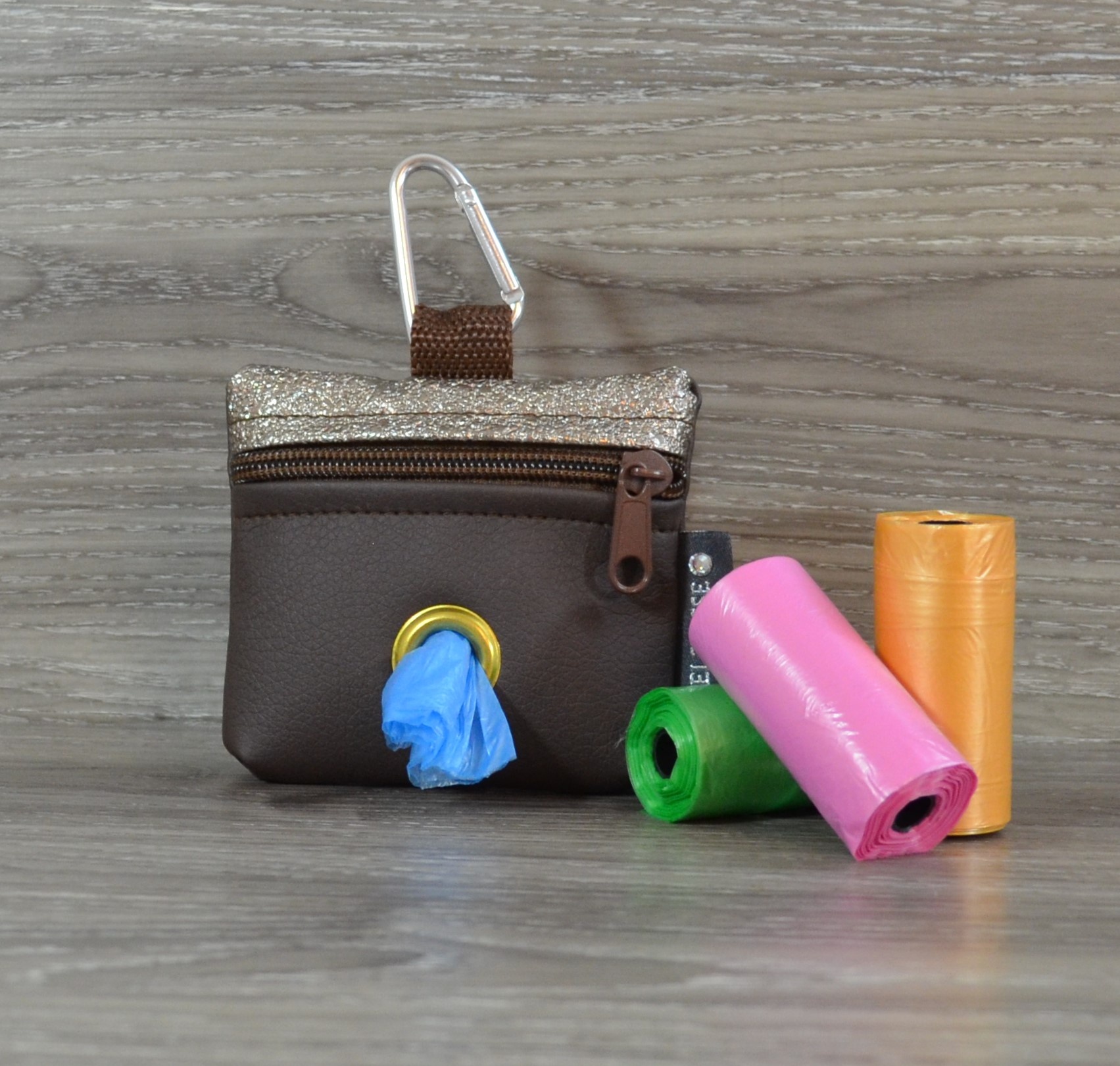 Handgemachte Mini- Gassi- Tasche zum Spitzenpreis