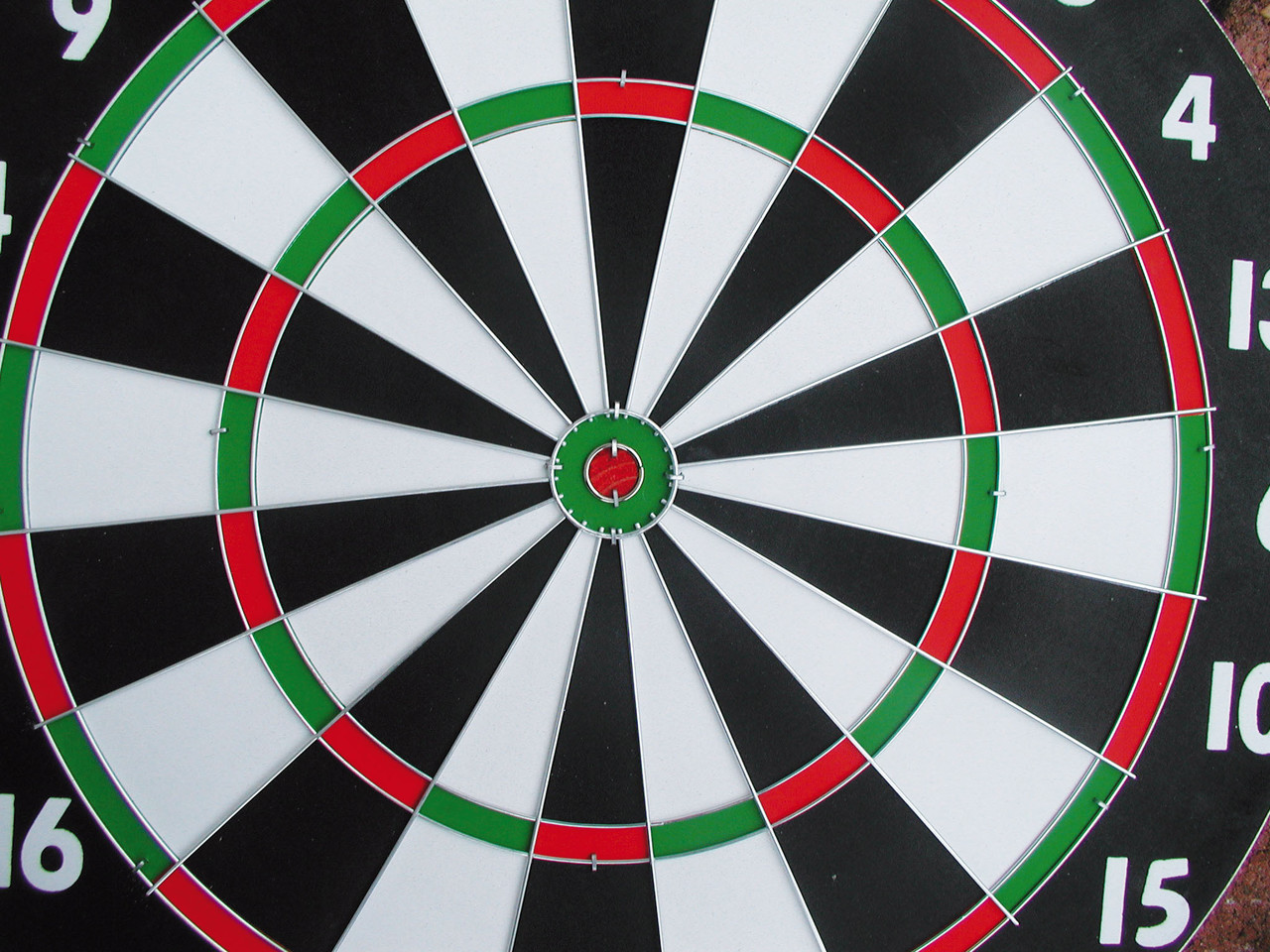 Garlando Equinox Dartbord Kabinet Set Pegasus- Inclusief 6 dartpijlen Garlando Equinox Dartbord Kabinet Set Pegasus- Inclusief 6 dartpijlen