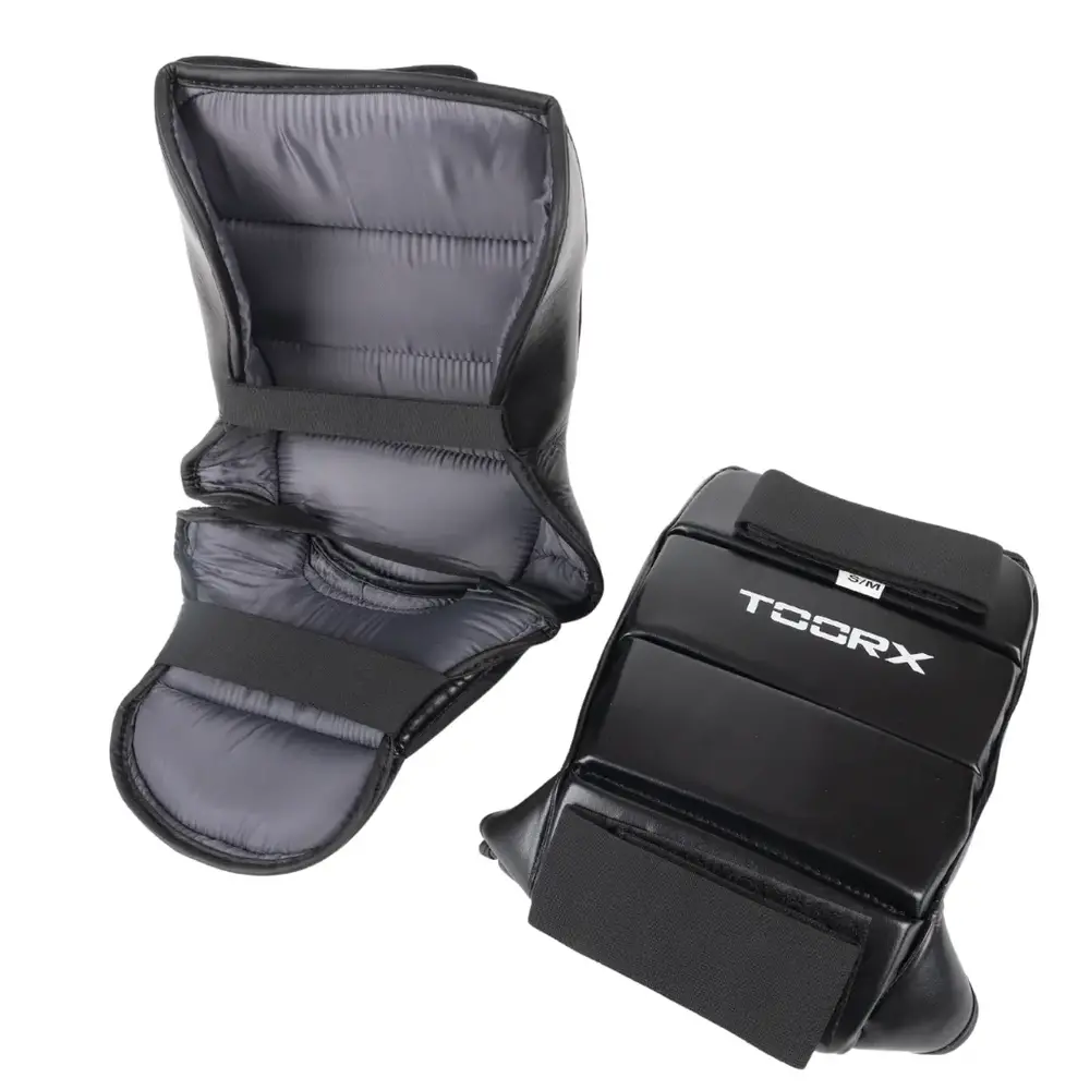 Toorx Fitness Scheenbeschermer PU - met voetbeschermer Toorx Fitness Scheenbeschermer PU - met voetbeschermer