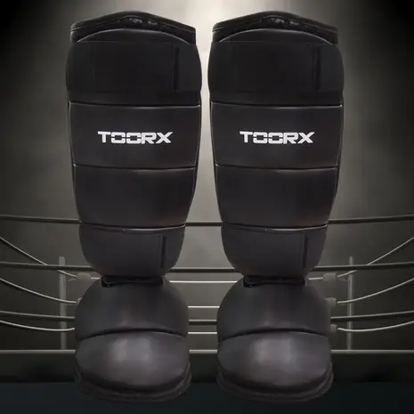 Toorx Fitness Scheenbeschermer PU - met voetbeschermer Toorx Fitness Scheenbeschermer PU - met voetbeschermer