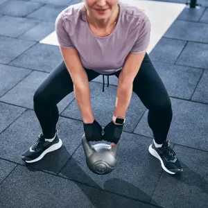 Kettlebell deadlift