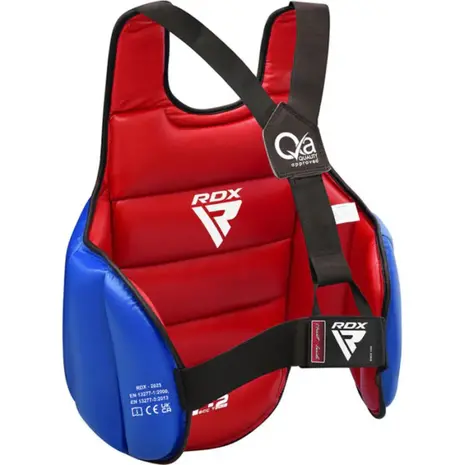 RDX Sports T2 CE Borstbeschermer - Omkeerbaar Rood of Blauw RDX Sports T2 CE Borstbeschermer - Omkeerbaar Rood of Blauw