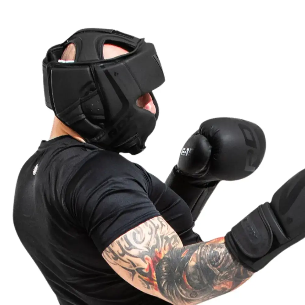 RDX Sports T15 Noir Cheek Protector Hoofdbeschermer Zwart RDX Sports T15 Noir Cheek Protector Hoofdbeschermer Zwart