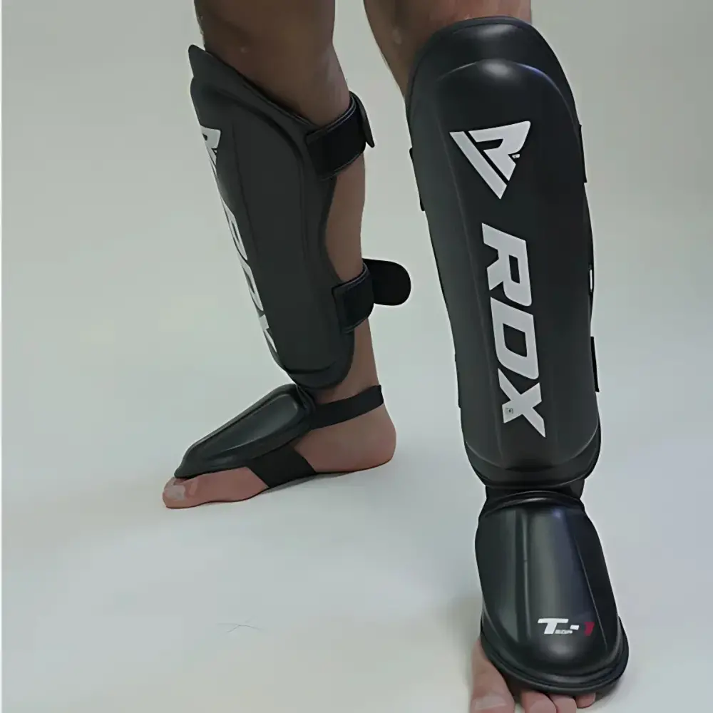 RDX Sports Shin Instep Molded KING - Rood RDX Sports Shin Instep Molded KING - Rood