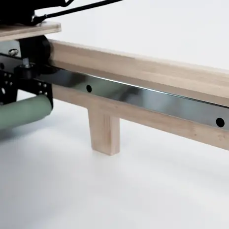 Liveness Eikenhout Reformer PTX 5000 Green Tea Liveness Eikenhout Reformer PTX 5000 Green Tea