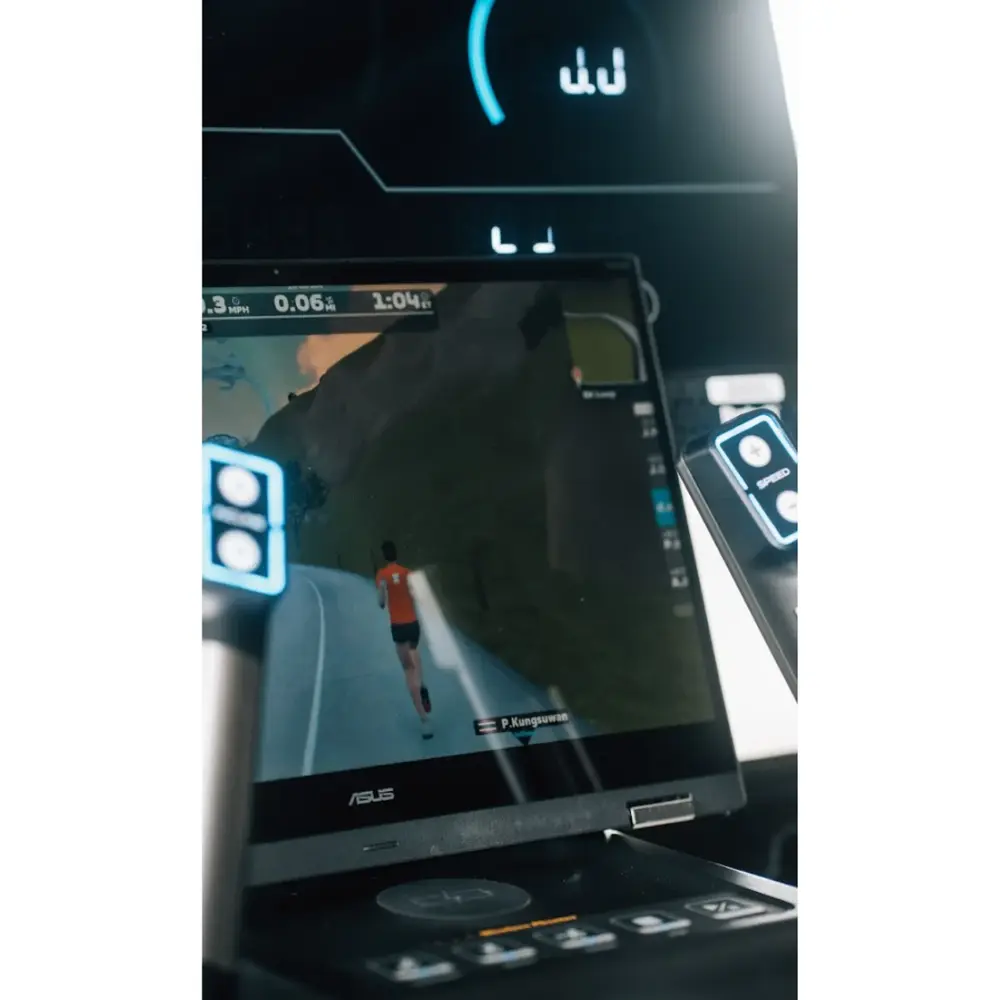 STEPR ALL-IN TREAD XL met LCD Console