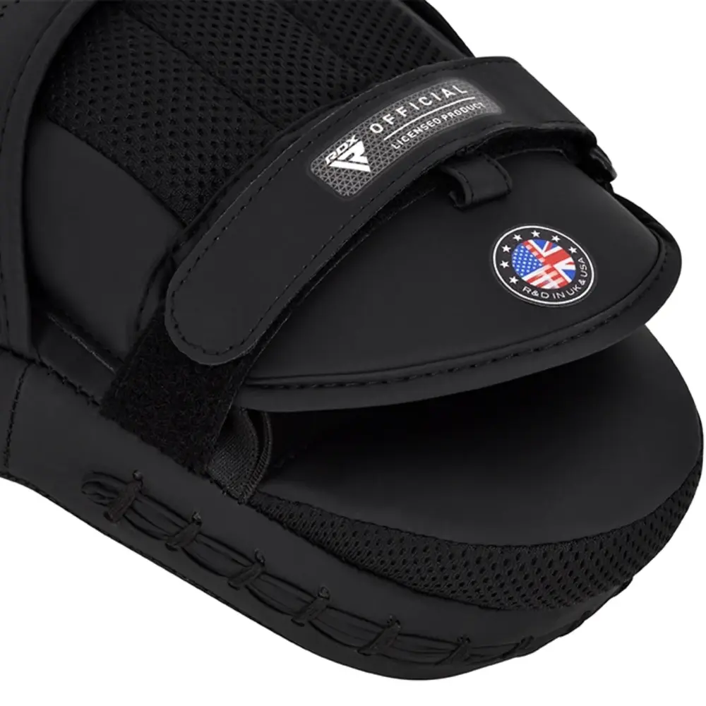 RDX Sports FOCUS PAD AURA F17 ZWART met ROOD