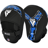RDX Sports Focus Pad Aura F17 Zwart met Blauw RDX Sports Focus Pad Aura F17 Zwart met Blauw