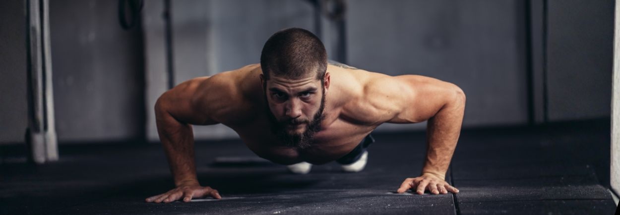 Trainen zonder gewichten: eenvoudige oefeningen voor maximale resultaten Trainen zonder gewichten: eenvoudige oefeningen voor maximale resultaten