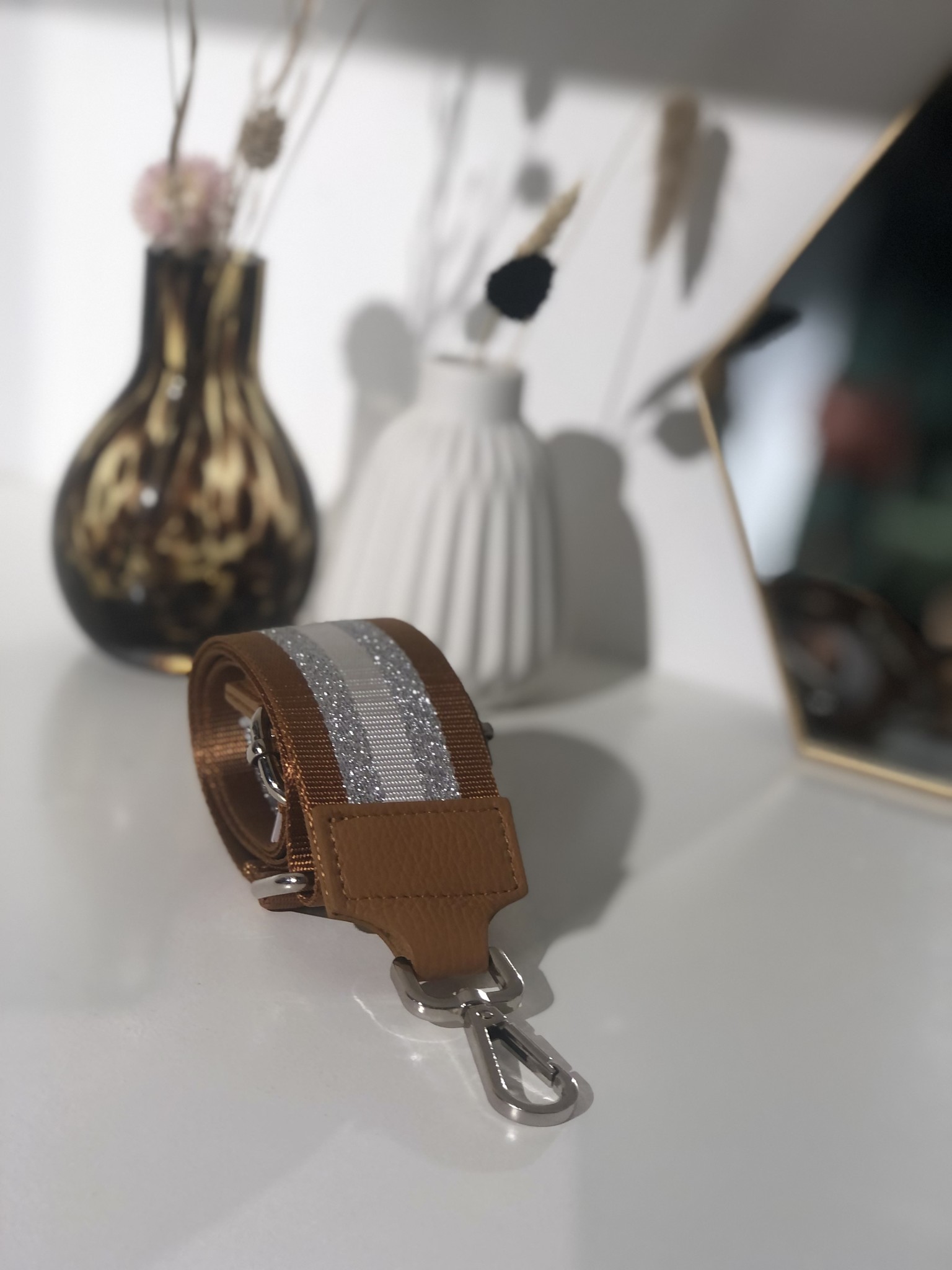 FashionStash Sparkle bag strap Cognac/zilver Fashionstash