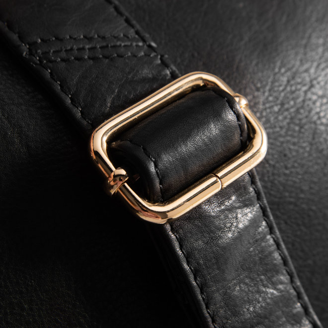 Kleine crossbody met studs / 14750 Zwart