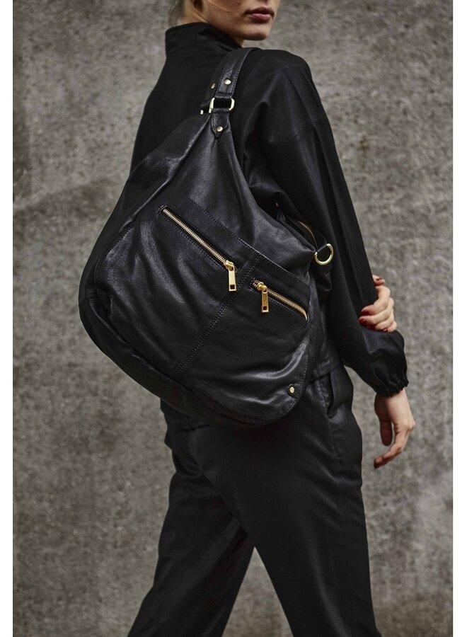 Grote leren tas met gouden hardware  / 14592 Zwart