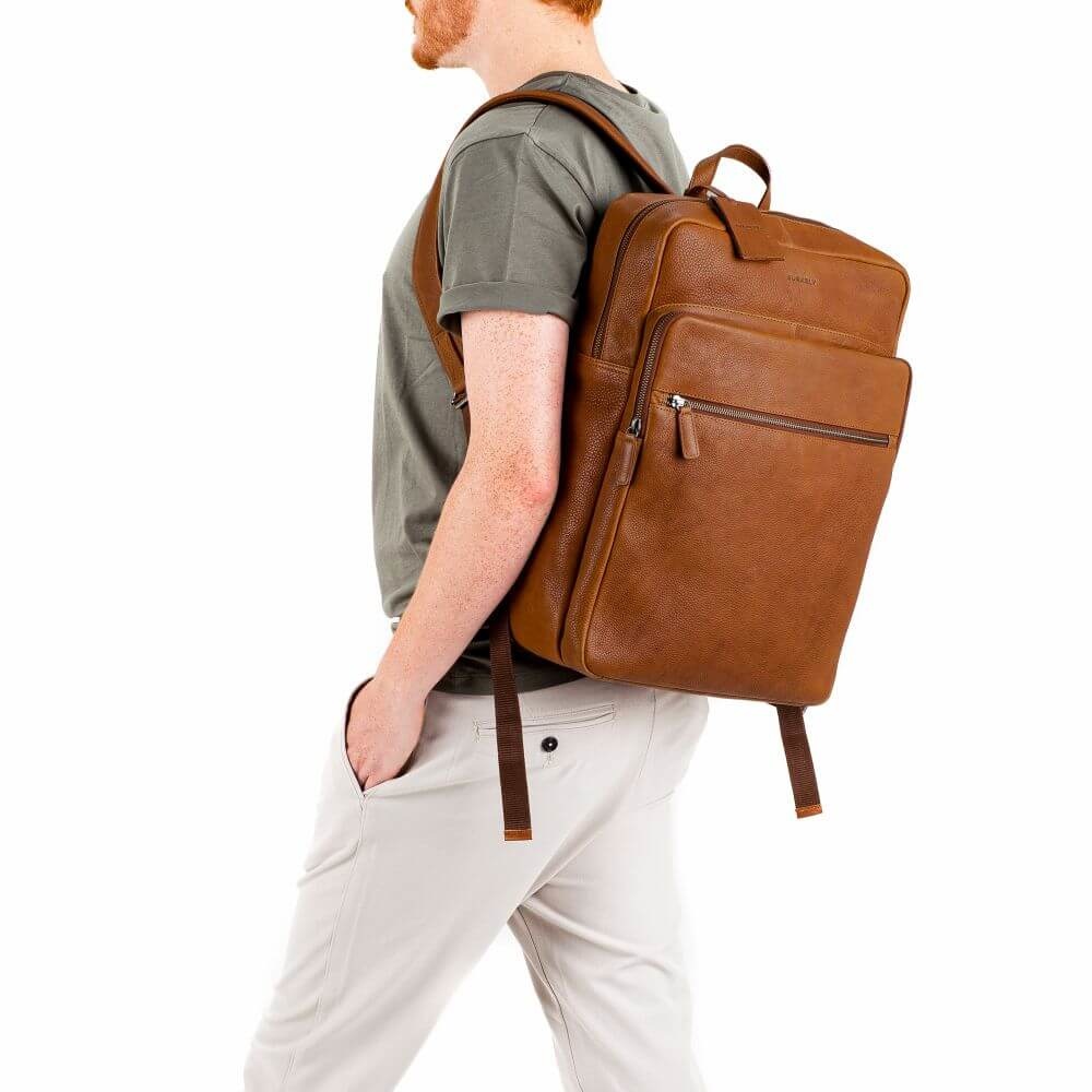 fee militie aansluiten FashionStash | Burkely Antique Avery Backpack Zip 15,6 inch Cognac -  Fashionstash