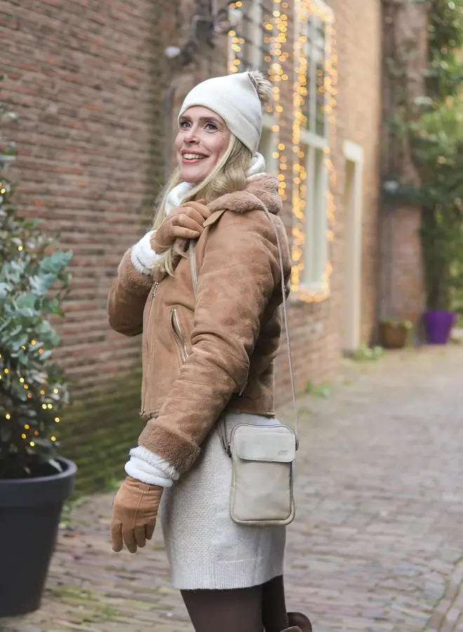 Telefoontasje Igor CP2376 Feather