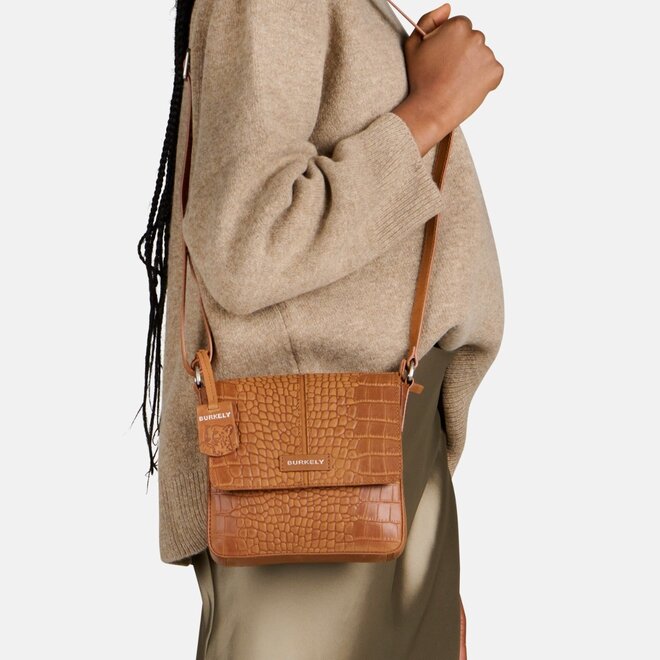 Cool Colbie Crossbody Cognac