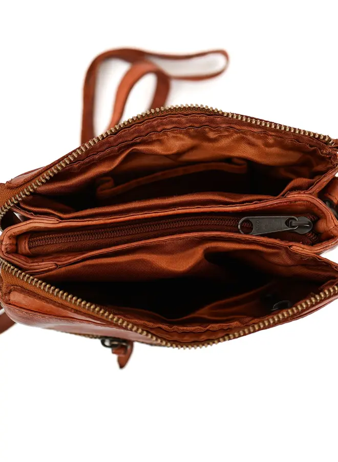 Klein schoudertasje Monique CL45084 Cognac