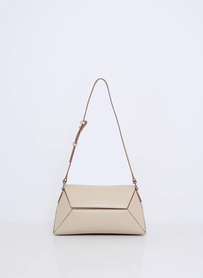 Izzy | Limestone