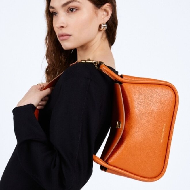 Cliff | Mandarin
