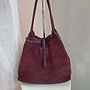Halley Schoudertas Suede Bordeaux