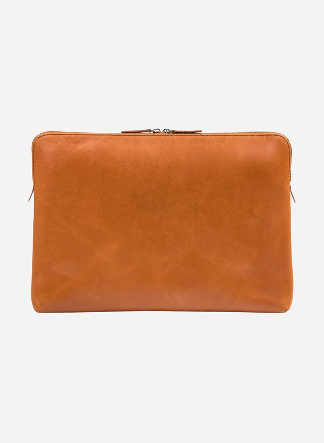 Mantle Sleeve 15.6 Cognac