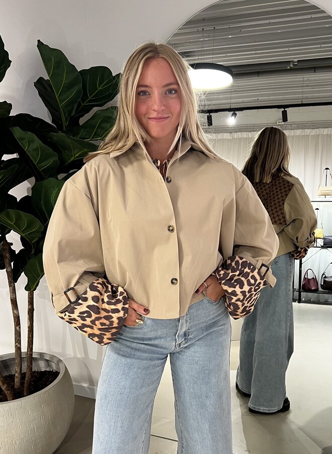 Cape Designer Gucci/Beige