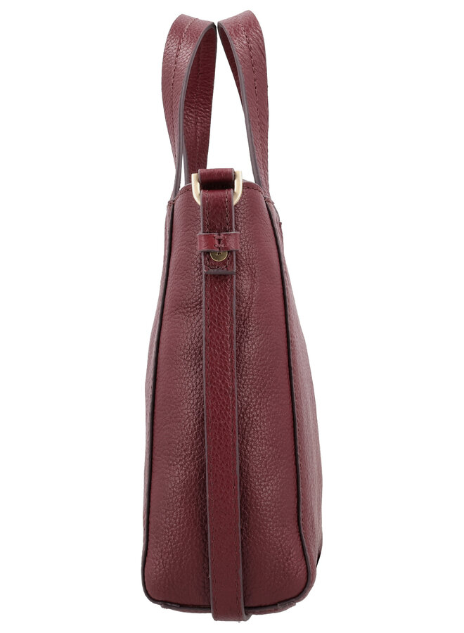 Naomi Schoudertas Ruby