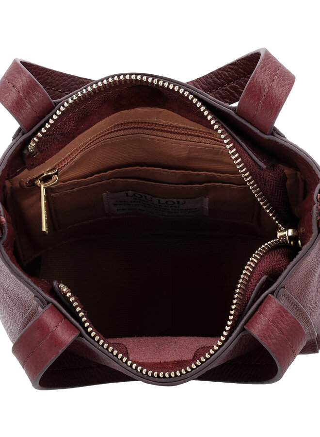 Naomi Schoudertas Ruby