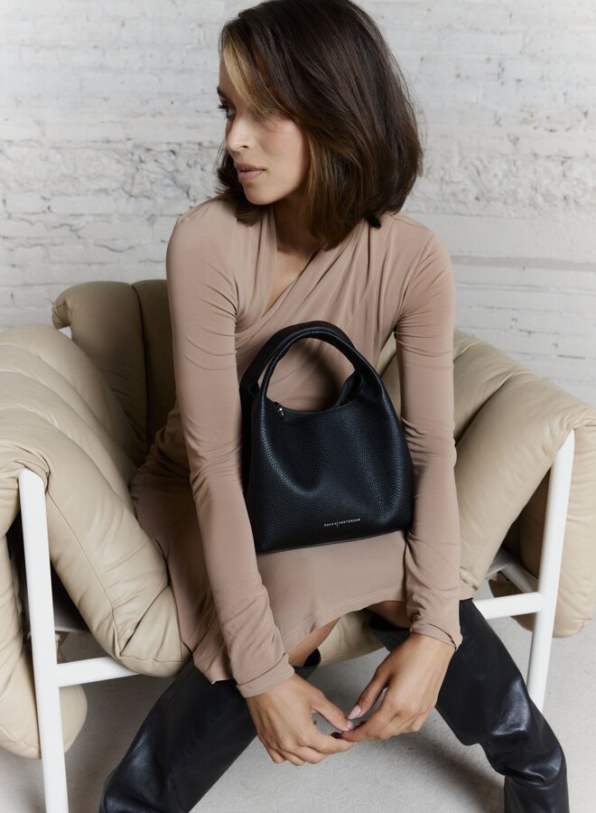 Daisy | Black