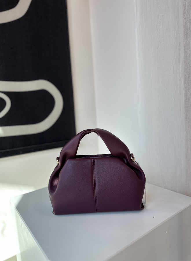 Polly Aubergine
