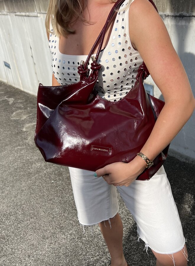 Gini Glossy Bordeaux