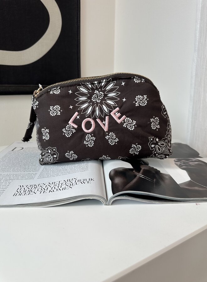 Paisley Pouch
