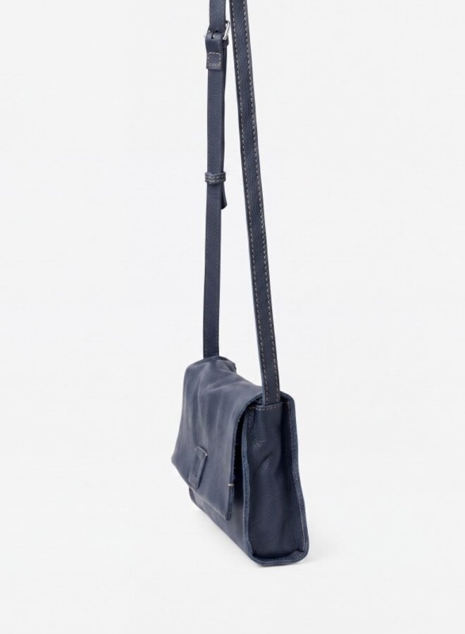 Chester TB Crossbody Flap Donkerblauw